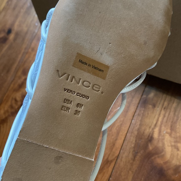 Vince sandals size 6 - Picture 7 of 9